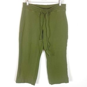 Lucy Women's Green Cropped Athletic Pants Size Medium